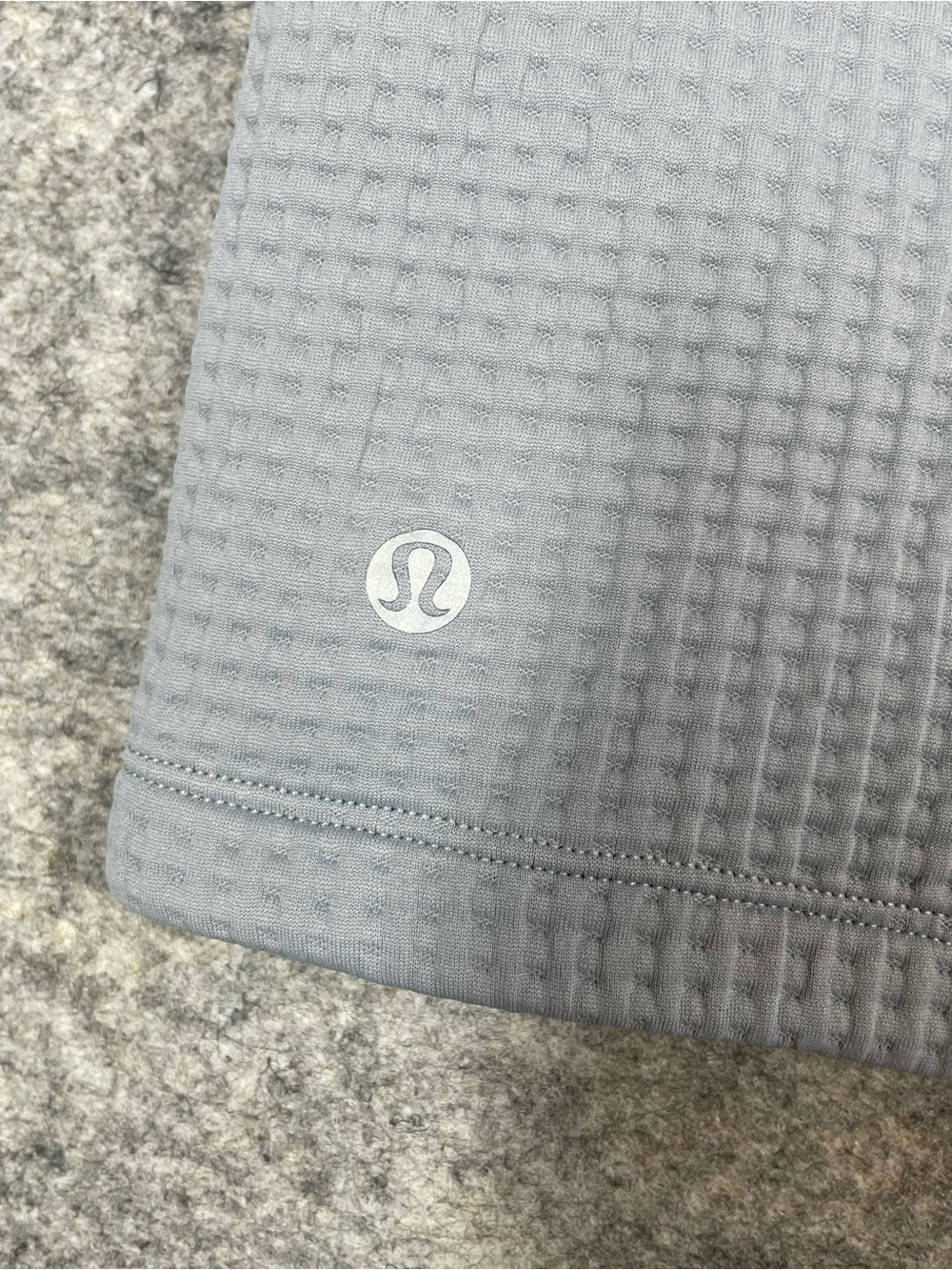 Lululemon Waffleknit Textured Pullover Gray Size 2 Athleisure Minimalist Sweater - Picture 12 of 14